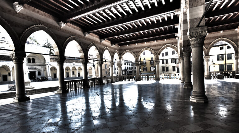 Loggia Lionel