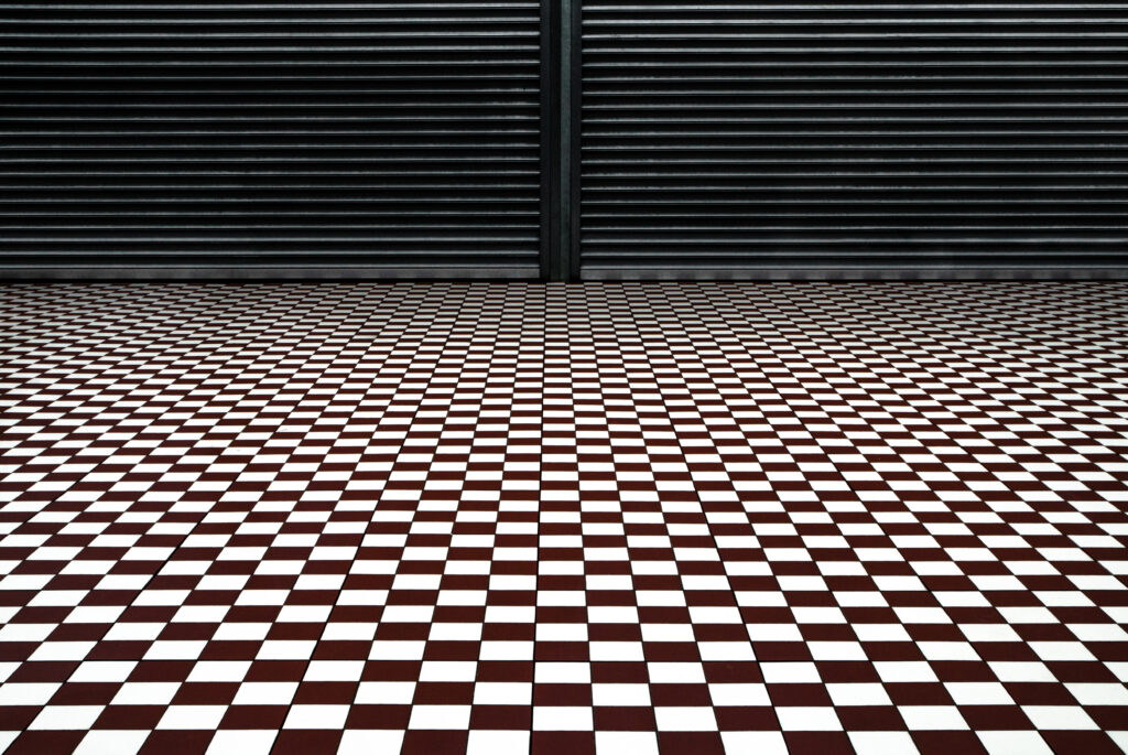 the hypnotic floor
