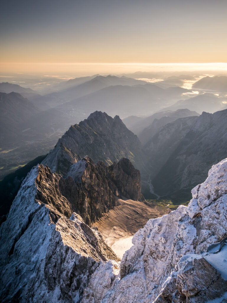 Blick über die Alpen von der Zugspitze