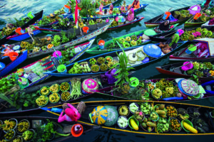 Banjarmassin Floating Market by Fauzan Maududdin
