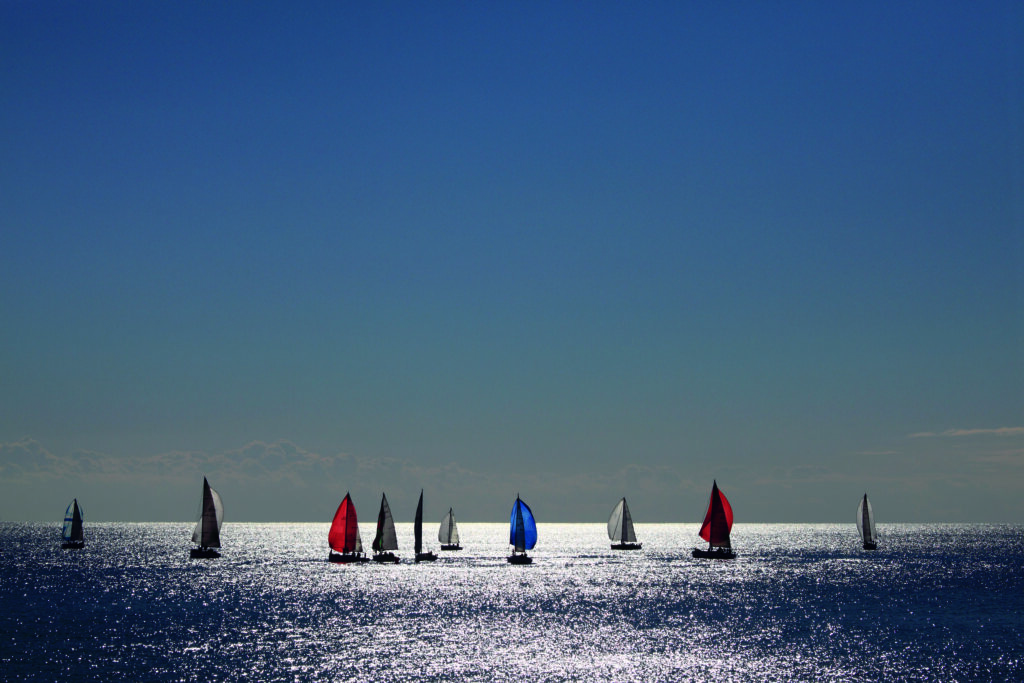 Sailing by Davide Erbetta, HUBER IMAGES