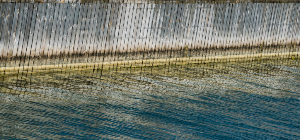 Dissolving lines