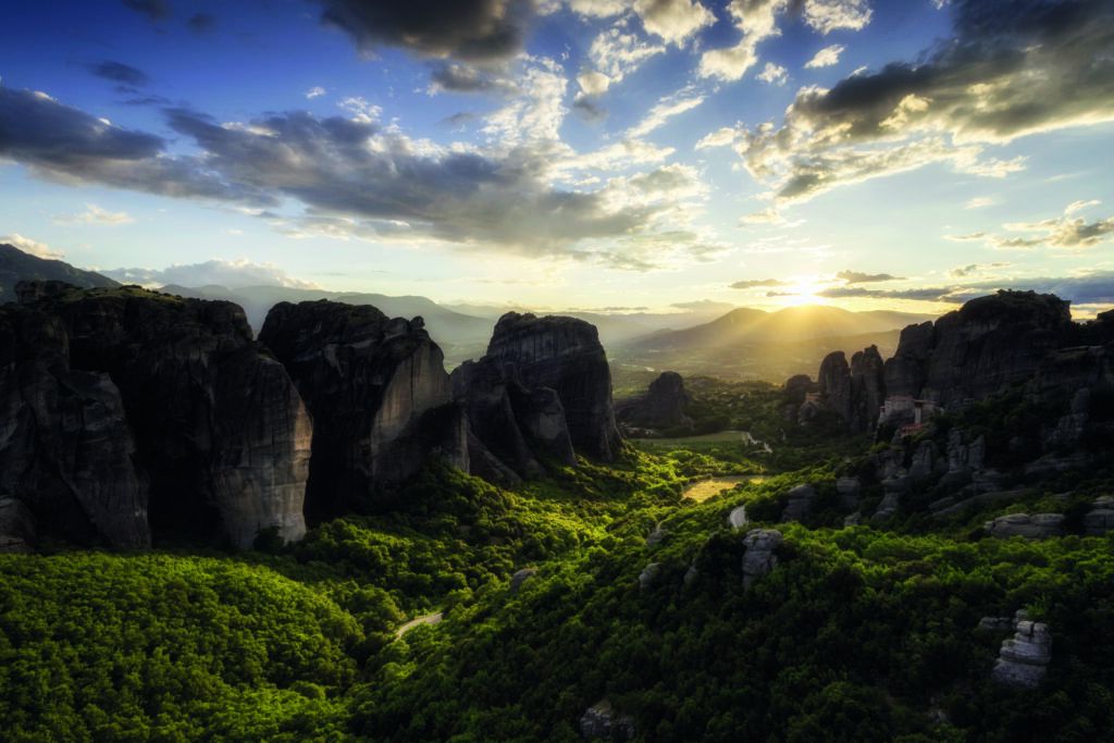 Meteora by Michael Nebuloni/HUBER IMAGES