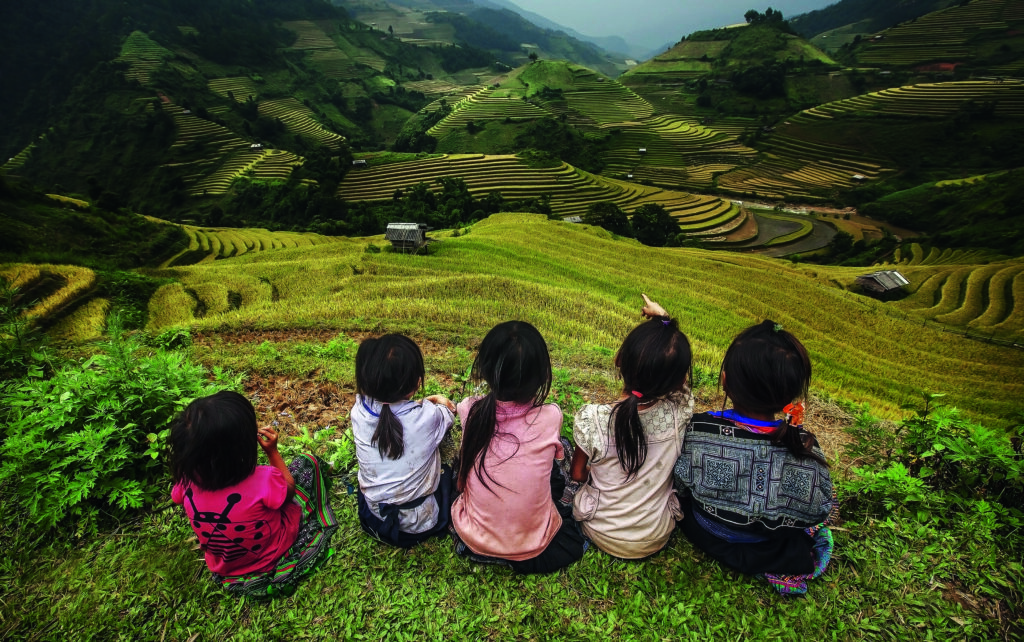 Children of Vietnam by J.Tkampitakkull, 1x.com