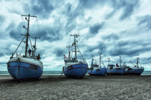 West coast fishin boats by Leif Løndal