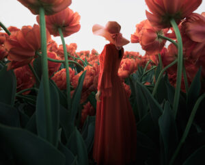 Woman and flower by Shanyewuyu
